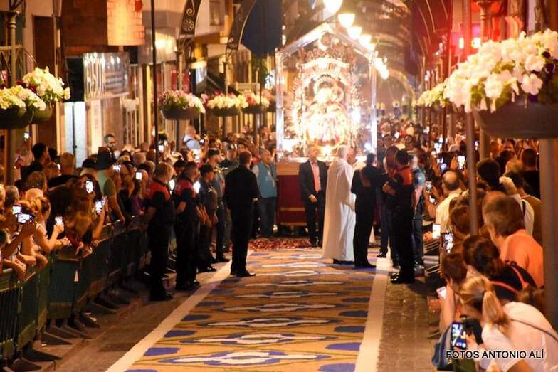 Momento de la llegada de la Virgen del Pino a Gáldar (Foto Antonio Alí)
